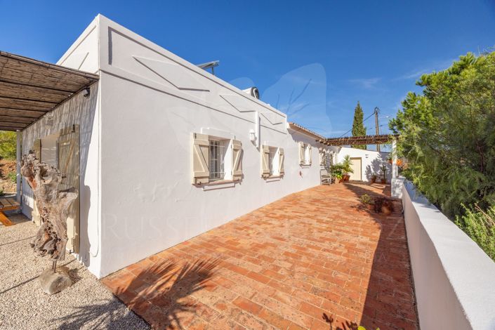 Image No.27-3 Bed Farmhouse for sale