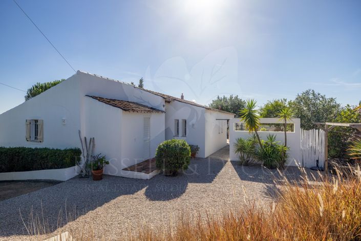 Image No.29-3 Bed Farmhouse for sale