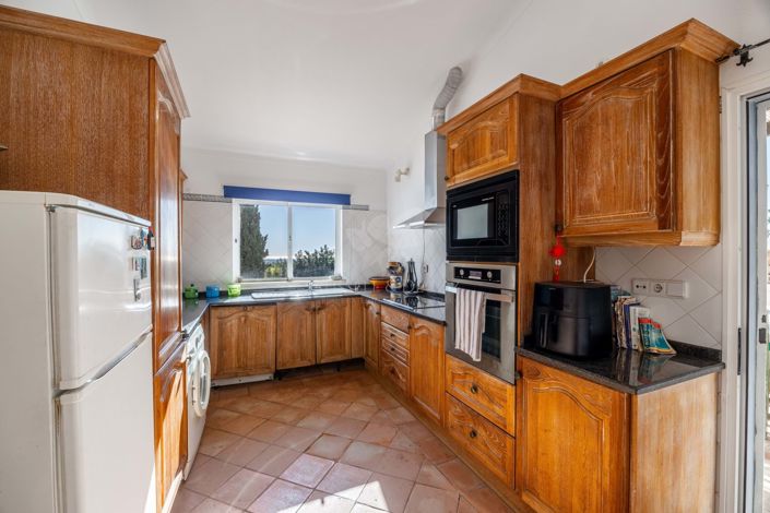 Image No.17-2 Bed Villa for sale