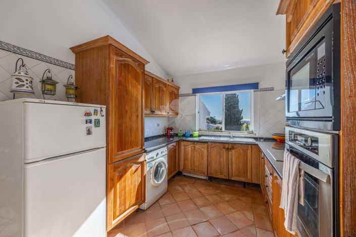 Image No.18-2 Bed Villa for sale