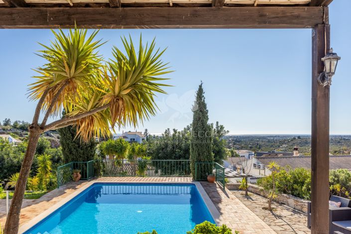 Image No.2-2 Bed Villa for sale