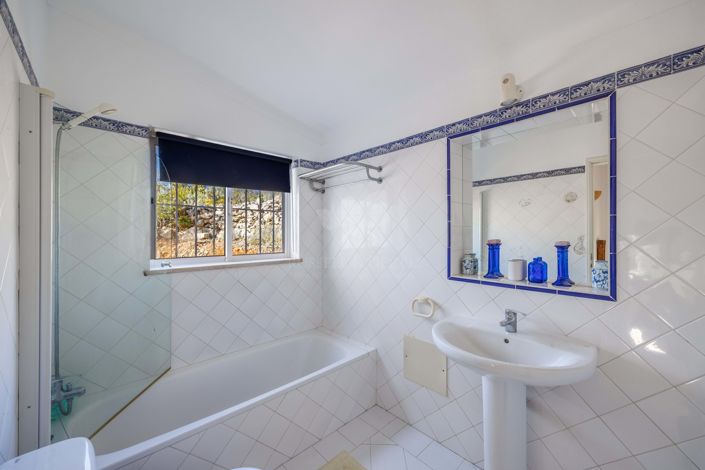 Image No.24-2 Bed Villa for sale