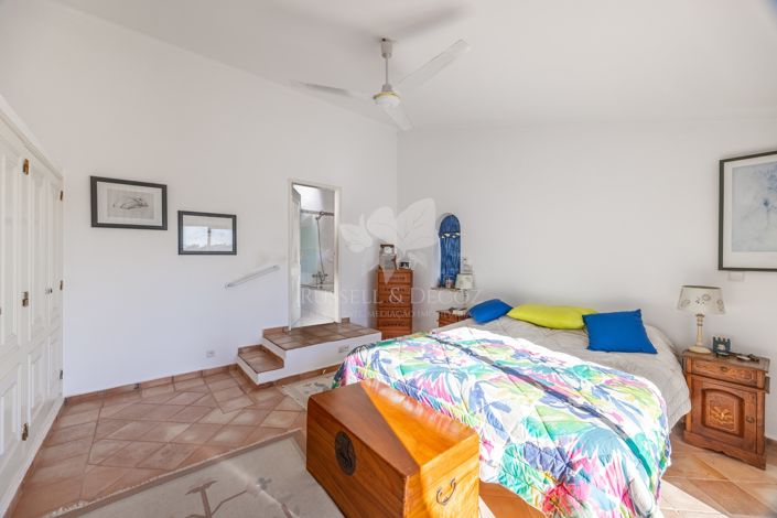 Image No.25-2 Bed Villa for sale