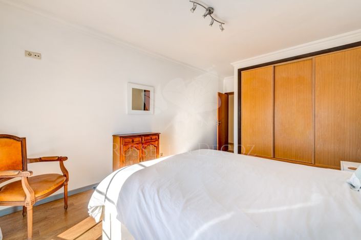 Image No.20-2 Bed Apartment for sale