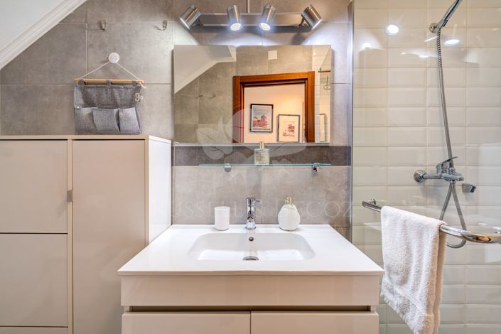 Image No.15-3 Bed Townhouse for sale