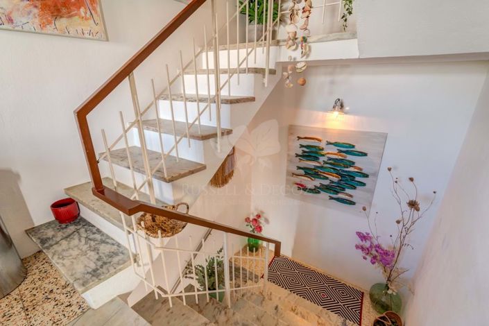 Image No.17-3 Bed Townhouse for sale