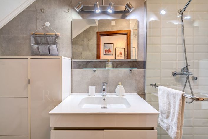 Image No.16-3 Bed Townhouse for sale