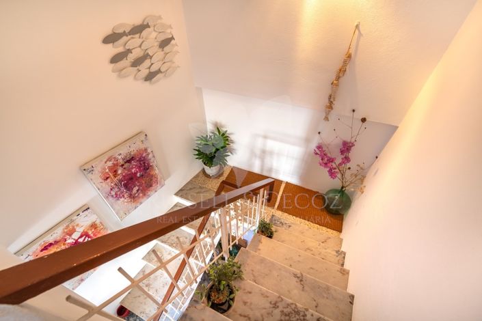 Image No.16-3 Bed Townhouse for sale