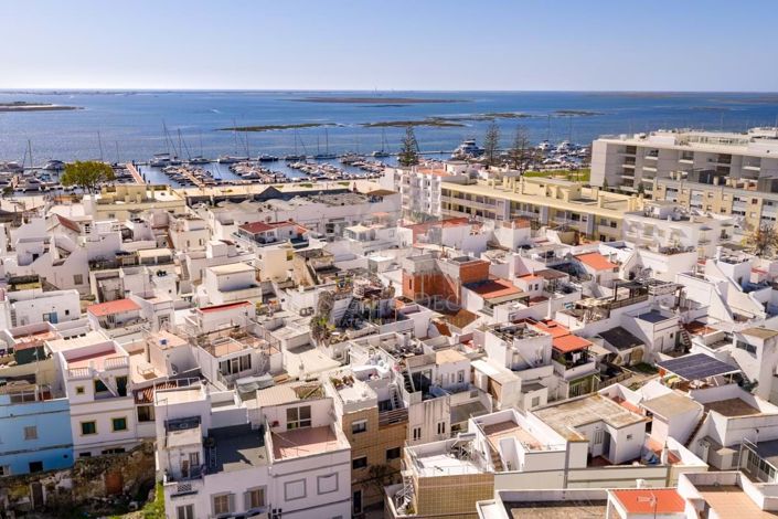 Image No.28-3 Bed Townhouse for sale