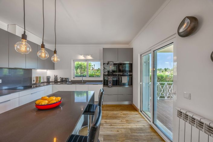 Image No.14-4 Bed Villa for sale