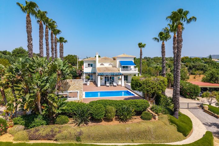 Image No.2-4 Bed Villa for sale