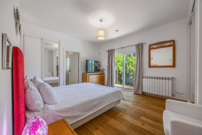 Image No.22-4 Bed Villa for sale