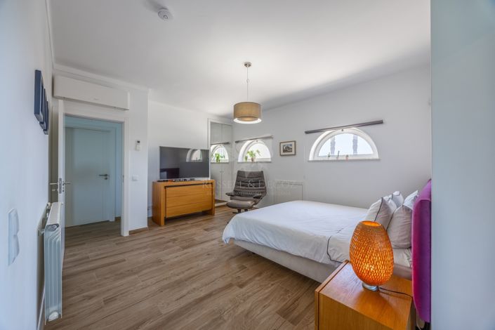 Image No.26-4 Bed Villa for sale