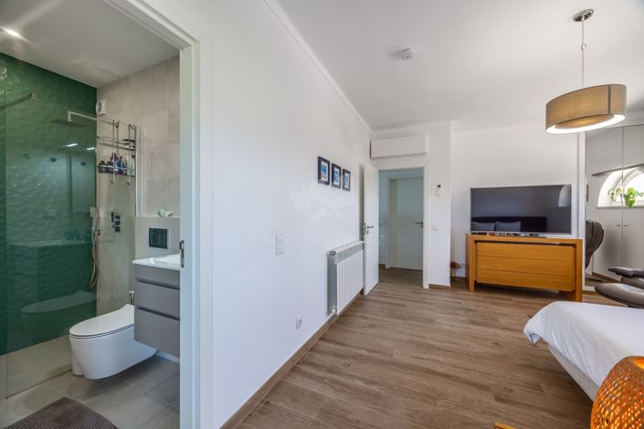 Image No.27-4 Bed Villa for sale