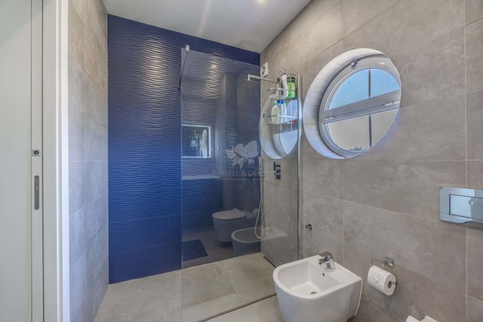 Image No.32-4 Bed Villa for sale