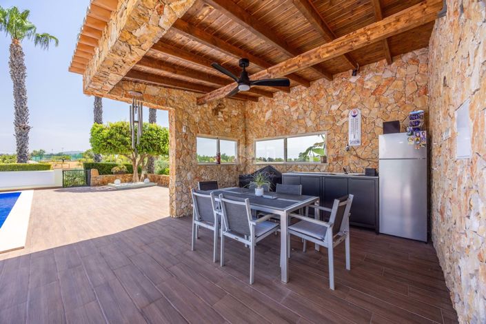 Image No.37-4 Bed Villa for sale