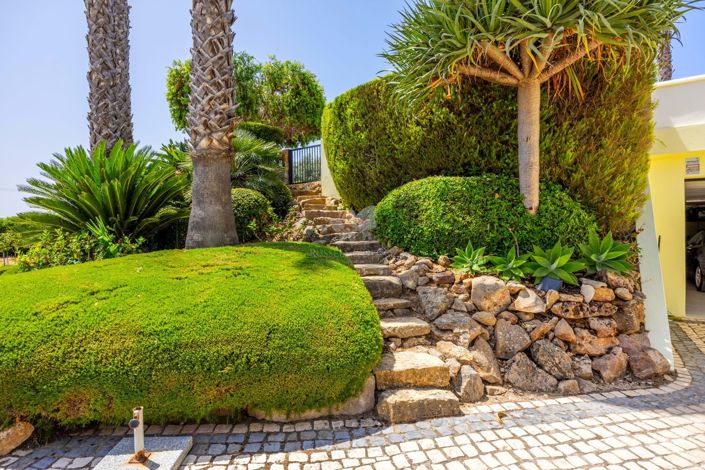 Image No.52-4 Bed Villa for sale