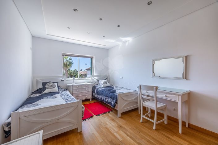 Image No.28-4 Bed Villa for sale