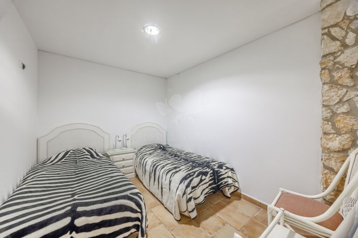 Image No.33-4 Bed Villa for sale