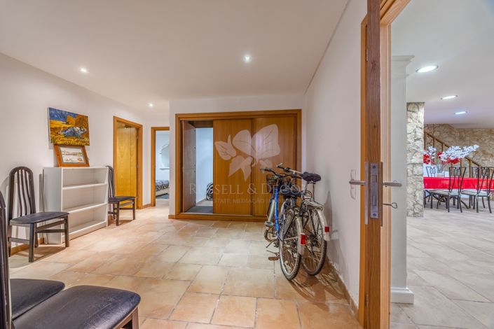 Image No.37-4 Bed Villa for sale