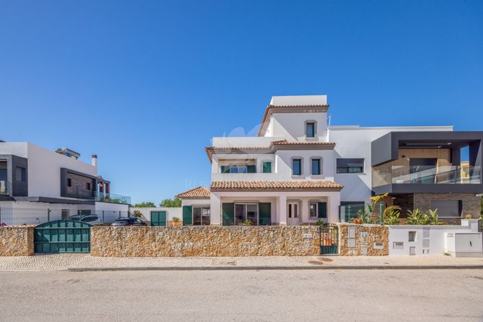 Image No.39-4 Bed Villa for sale