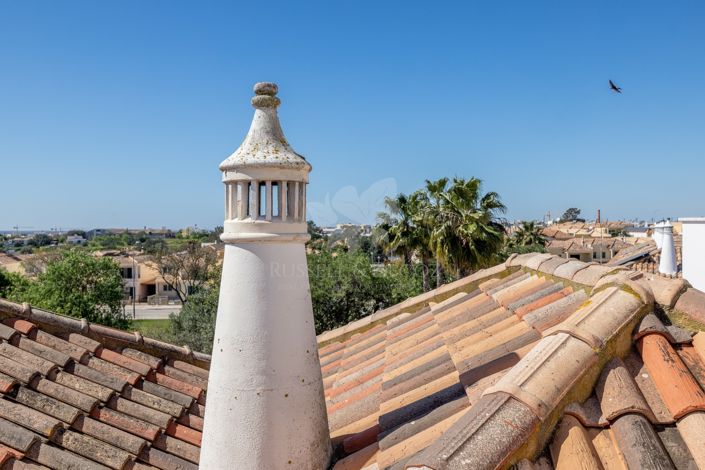 Image No.40-4 Bed Villa for sale