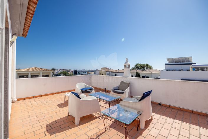 Image No.41-4 Bed Villa for sale