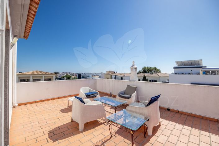 Image No.41-7 Bed Villa for sale