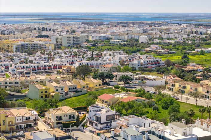 Image No.42-4 Bed Villa for sale