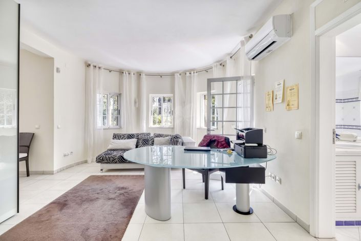 Image No.13-4 Bed Villa for sale