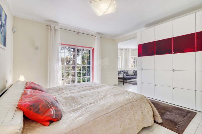 Image No.18-4 Bed Villa for sale