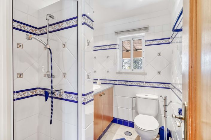 Image No.29-4 Bed Villa for sale