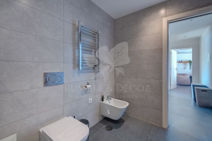 Image No.24-4 Bed Townhouse for sale