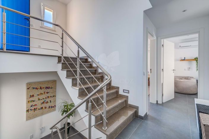 Image No.25-4 Bed Townhouse for sale