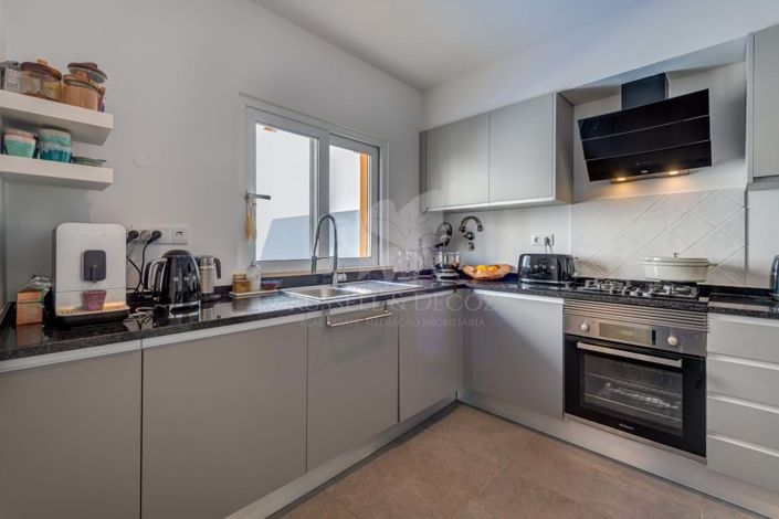 Image No.3-4 Bed Townhouse for sale