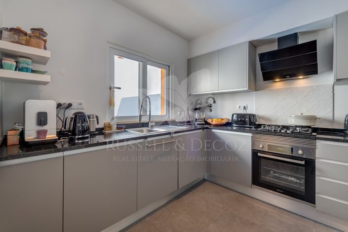 Image No.3-4 Bed Townhouse for sale