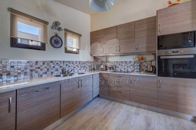 1846-3243-08ec64ef655934b6b0fd3d86b1839173e56