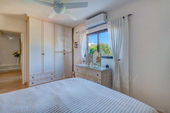Image No.19-3 Bed Villa for sale