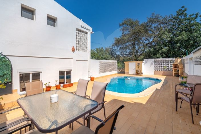 Image No.29-3 Bed Villa for sale