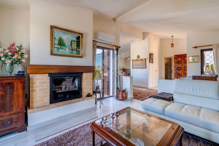 Image No.8-3 Bed Villa for sale