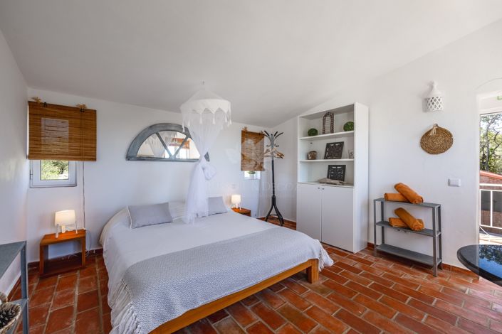 Image No.15-5 Bed Villa for sale