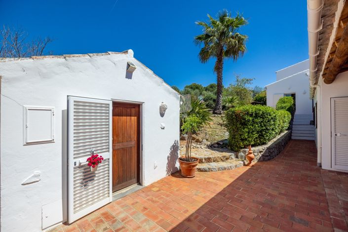 Image No.28-5 Bed Villa for sale