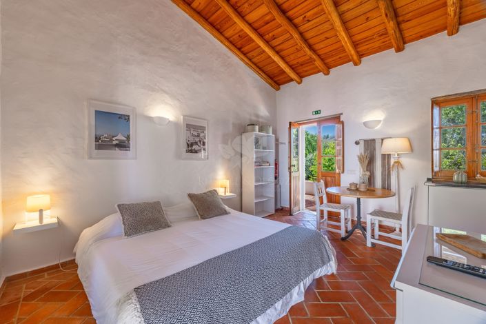 Image No.5-5 Bed Villa for sale