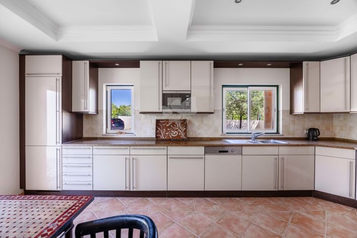 Image No.18-3 Bed Villa for sale