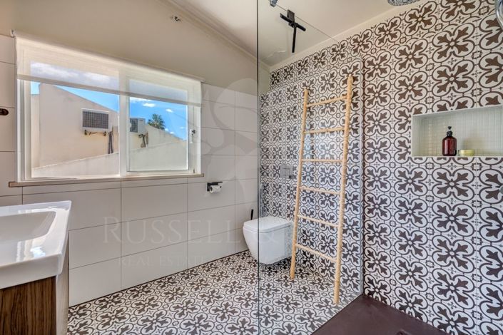 Image No.33-3 Bed Villa for sale