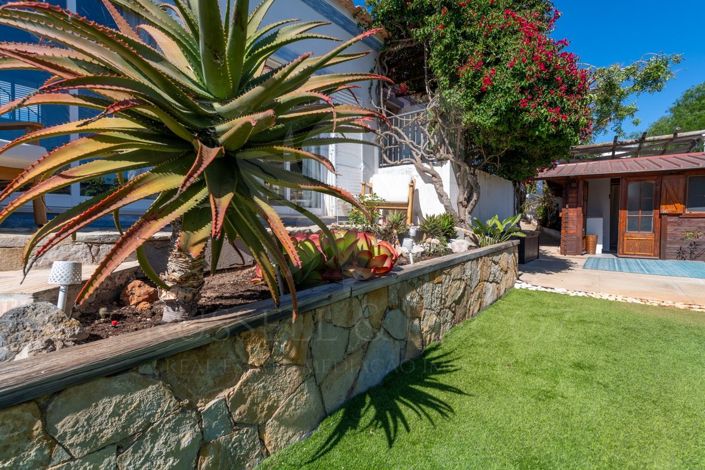 Image No.49-3 Bed Villa for sale