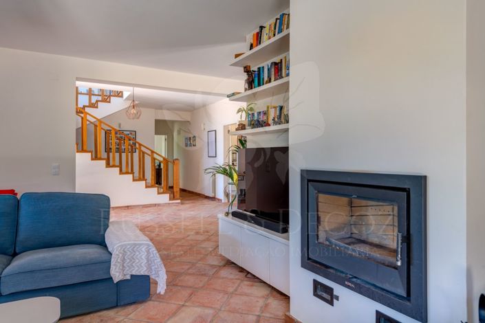 Image No.12-4 Bed Villa for sale