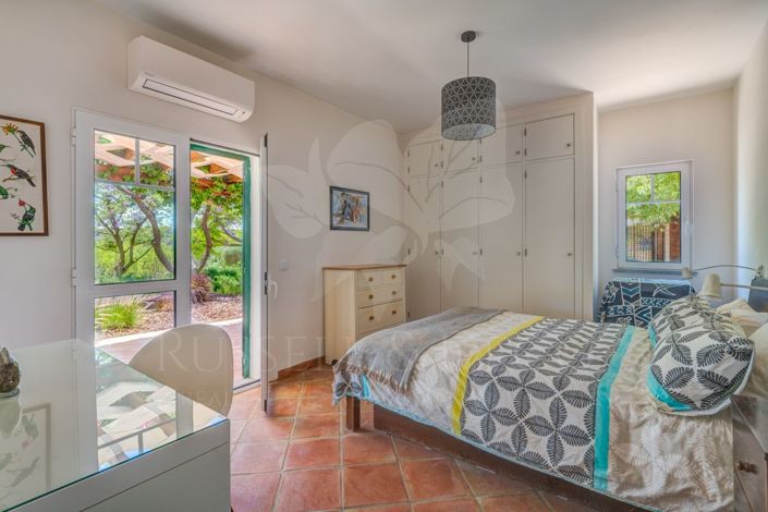 Image No.21-4 Bed Villa for sale