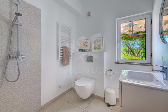 Image No.23-4 Bed Villa for sale