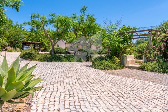 Image No.37-4 Bed Villa for sale